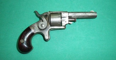 Revolver ETHAN ALLEN